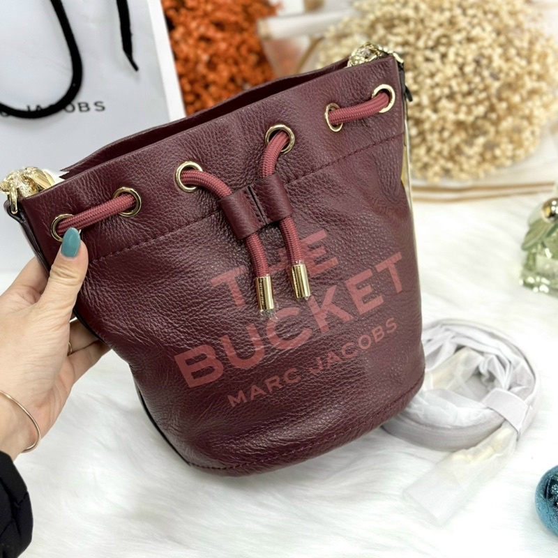 Túi Mác Jcobs bucket da bò