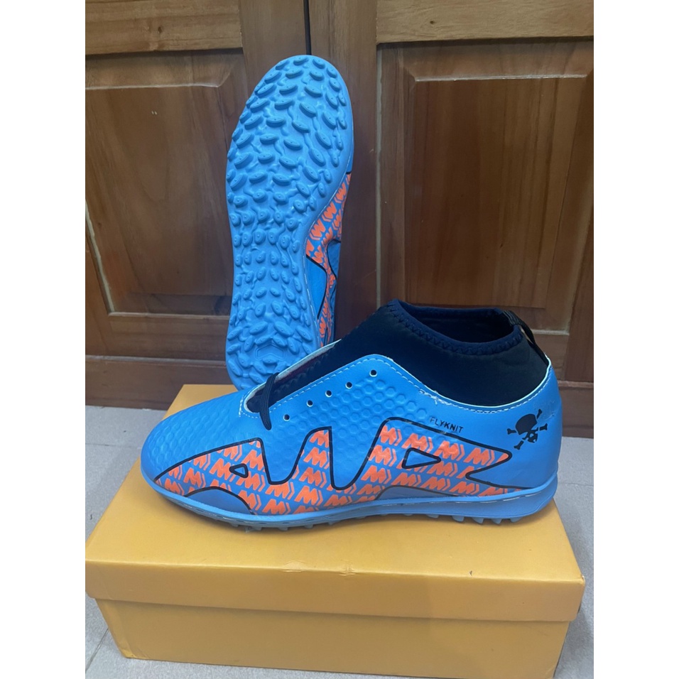 GIÀY ĐÁ BÓNG SÂN CỎ NHÂN TẠO, GIÀY ĐÁ BANH PREDATO CỔ CAO ĐẾ CAO SU ĐÃ KHÂU FULL ĐẾ