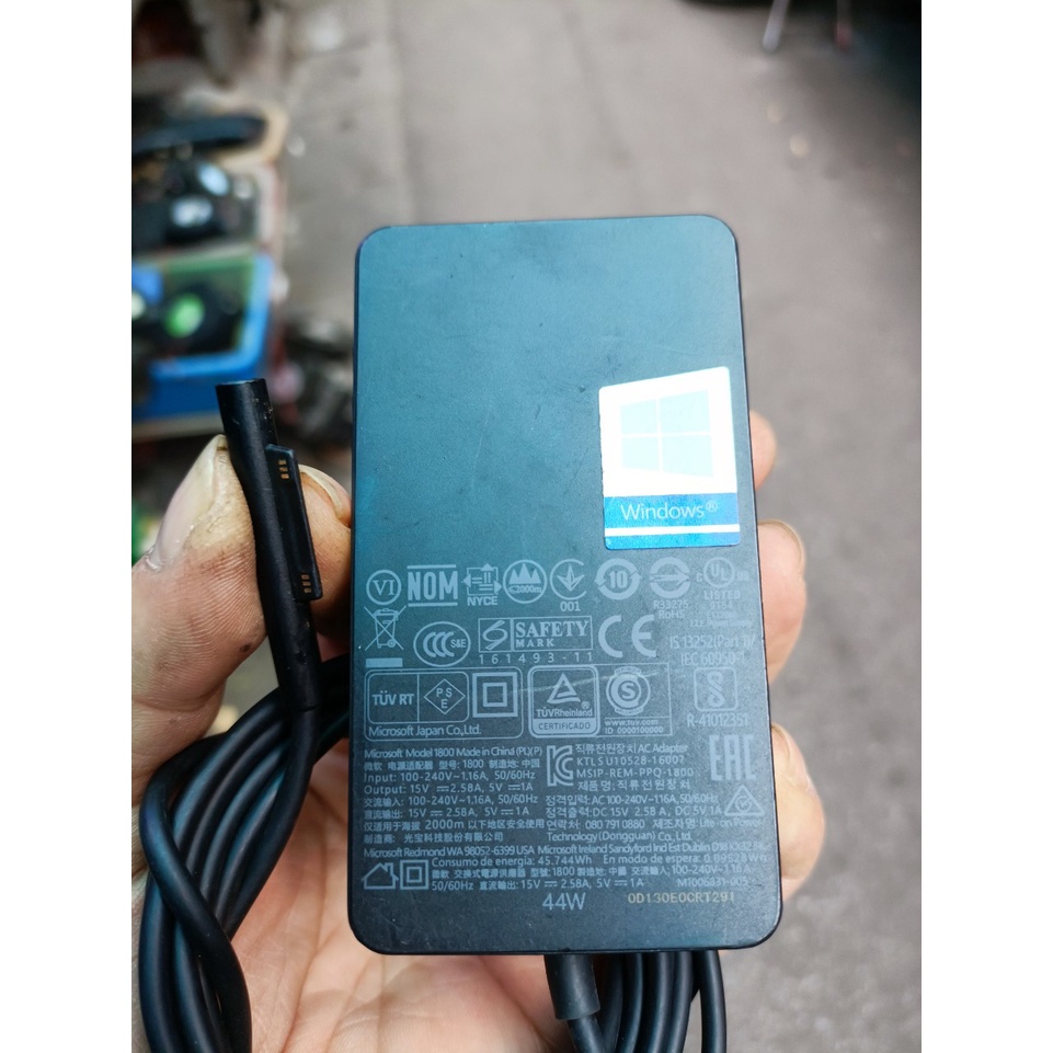 🌟CŨ XỊN🌟 Sạc Surface Pro 4 5 6 7 15v 4a 2.58A 6.33A 6A 12V 65W Microsoft Hub Studio Laptogo Book 162