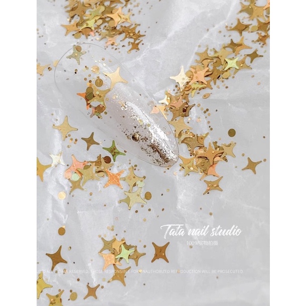 Nhũ trang trí móng