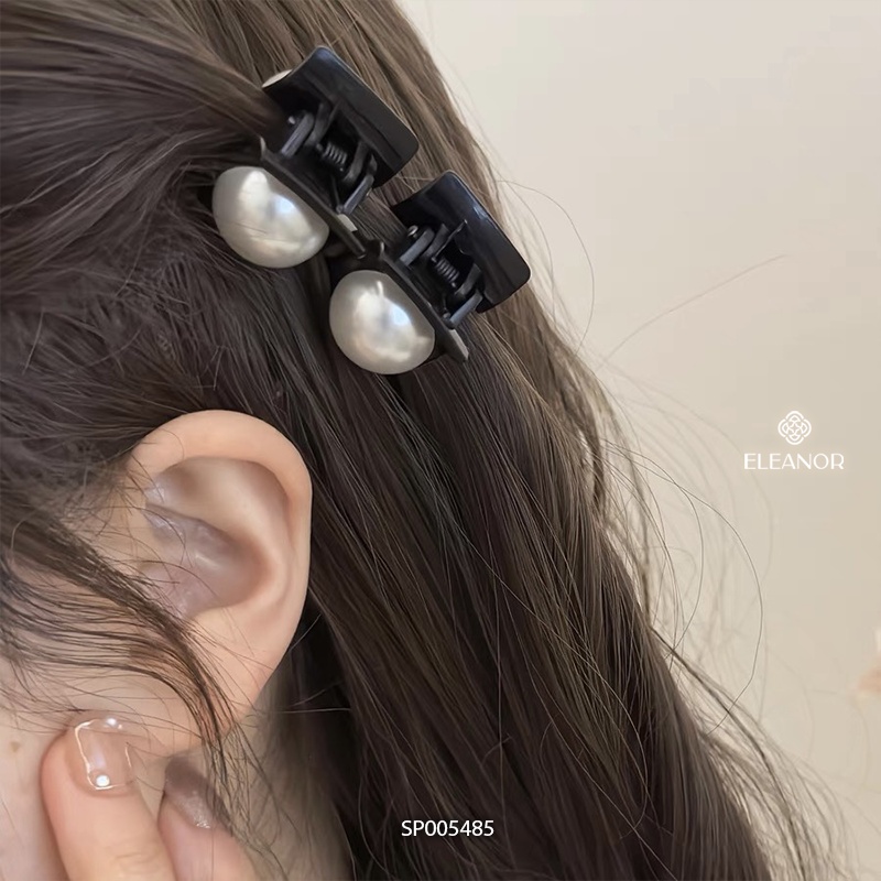 Kẹp tóc nữ càng cua Eleanor Accessories ngọc trai nhân tạo phụ kiện tóc 5485 (một cái)