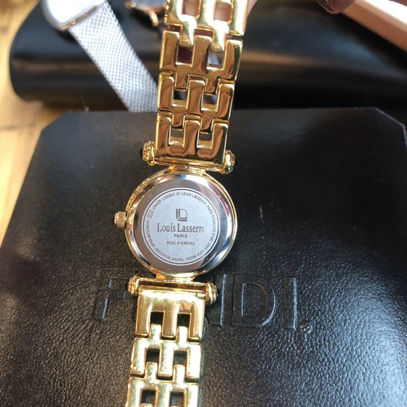 Louis Lasserre- mới 99%