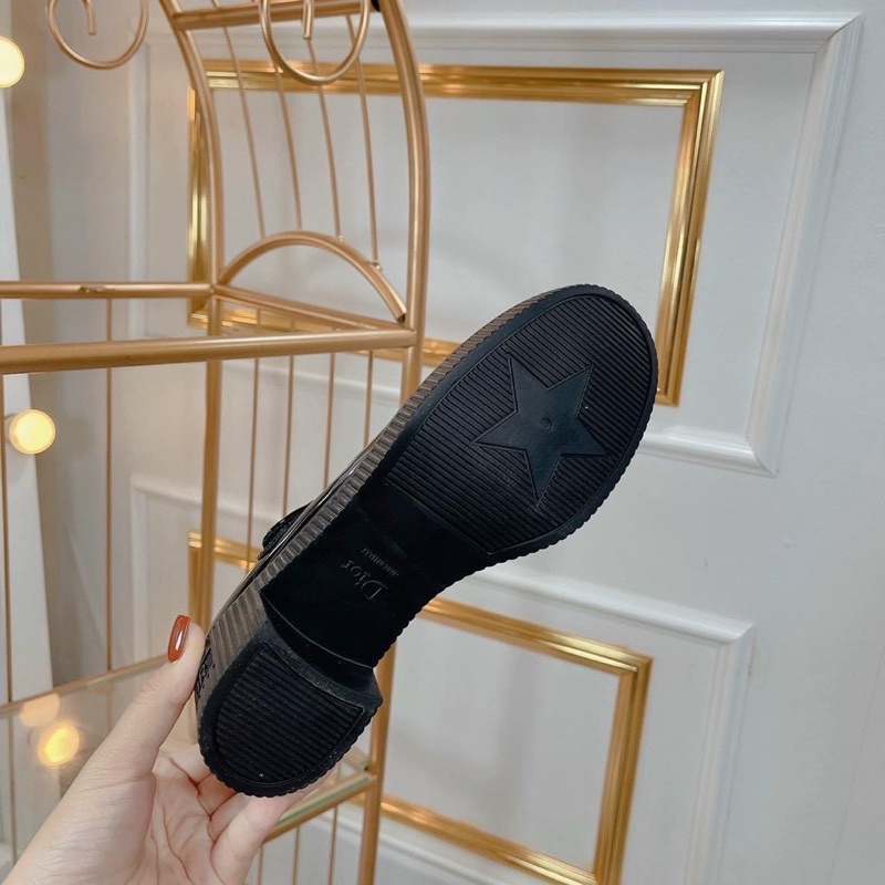 Giày tiểu thư da bóng khoá chữ CD cao cấp Hemin Shoes