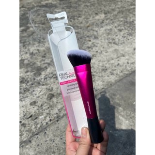 [Chính hãng + Free Ship] Cọ má hồng cao cấp Real Techniques by Sam & Nic