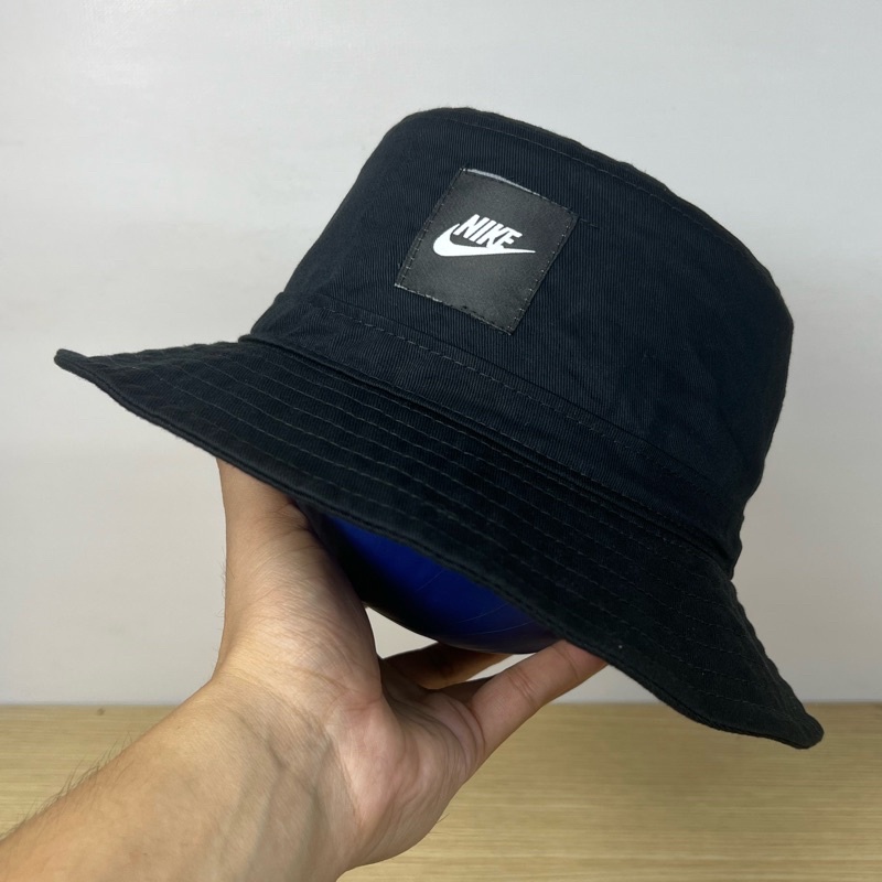 Mũ bucket  Nai. kì. chính hãng, màu đen
