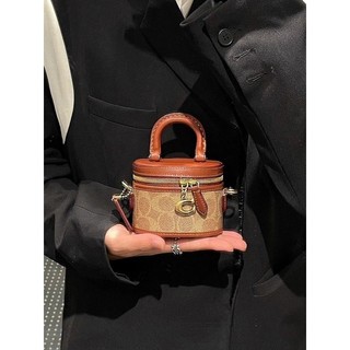 Túi Coach Trail 12 Mini