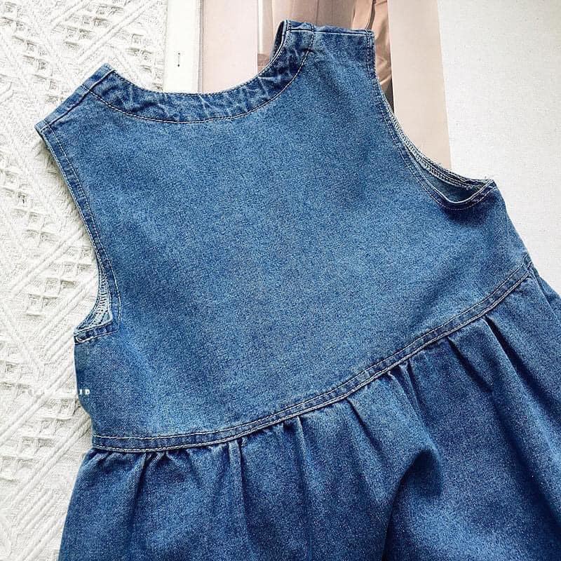 Váy cho bé gái, váy jean sát nách cúc cài thật cho bé size 10-28kg