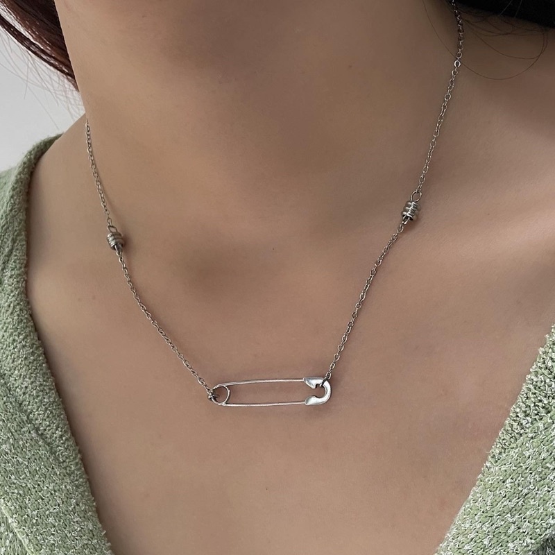 Dây chuyền mặt gim bé xíu Madde/2621