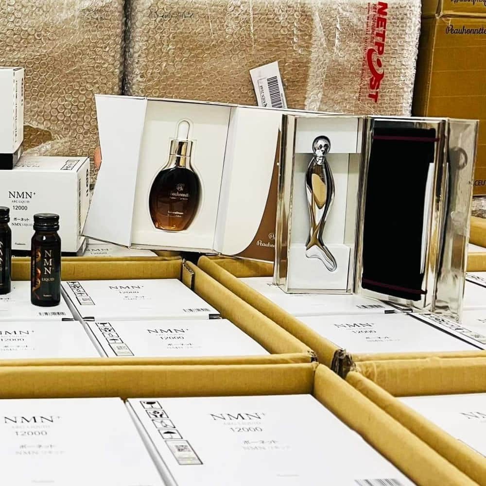 [CAO CẤP] Bộ Sản Phẩm Cây Lăn Massage Và Serum Dưỡng, Xóa Nếp Nhăn Và Giảm Quầng Thâm Mắt, Peauhonnête Nhật Bản