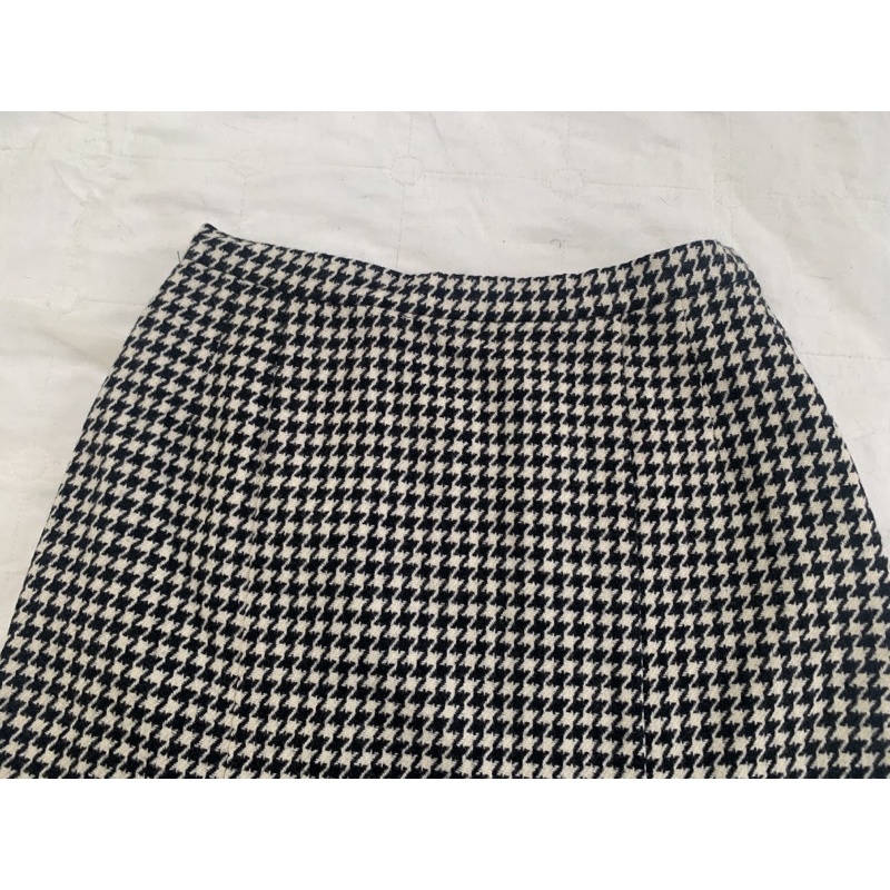 Chân váy chữ A V1162 form suông xẻ gấu hoạ tiết răng sói chất dạ mịn độ mới cao 2hand Nhật si tuyển ảnh thật