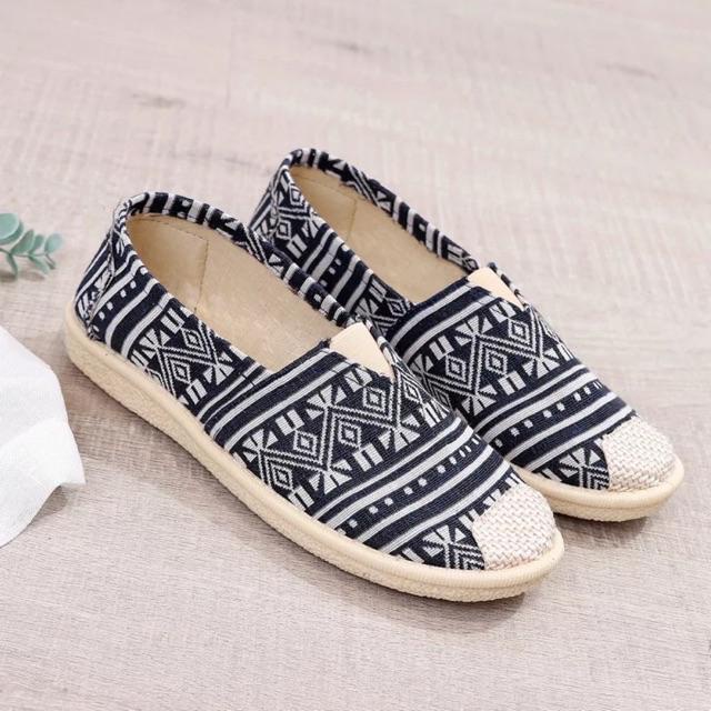 Giầy lười vải đế cao su phối màu trẻ trung G032