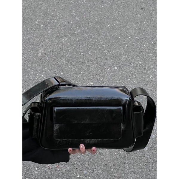 Túi xách da đeo chéo nữ