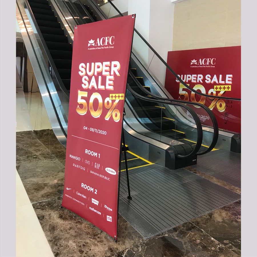 Standee nhựa 0,6 x 1,6m - Chân Chữ X