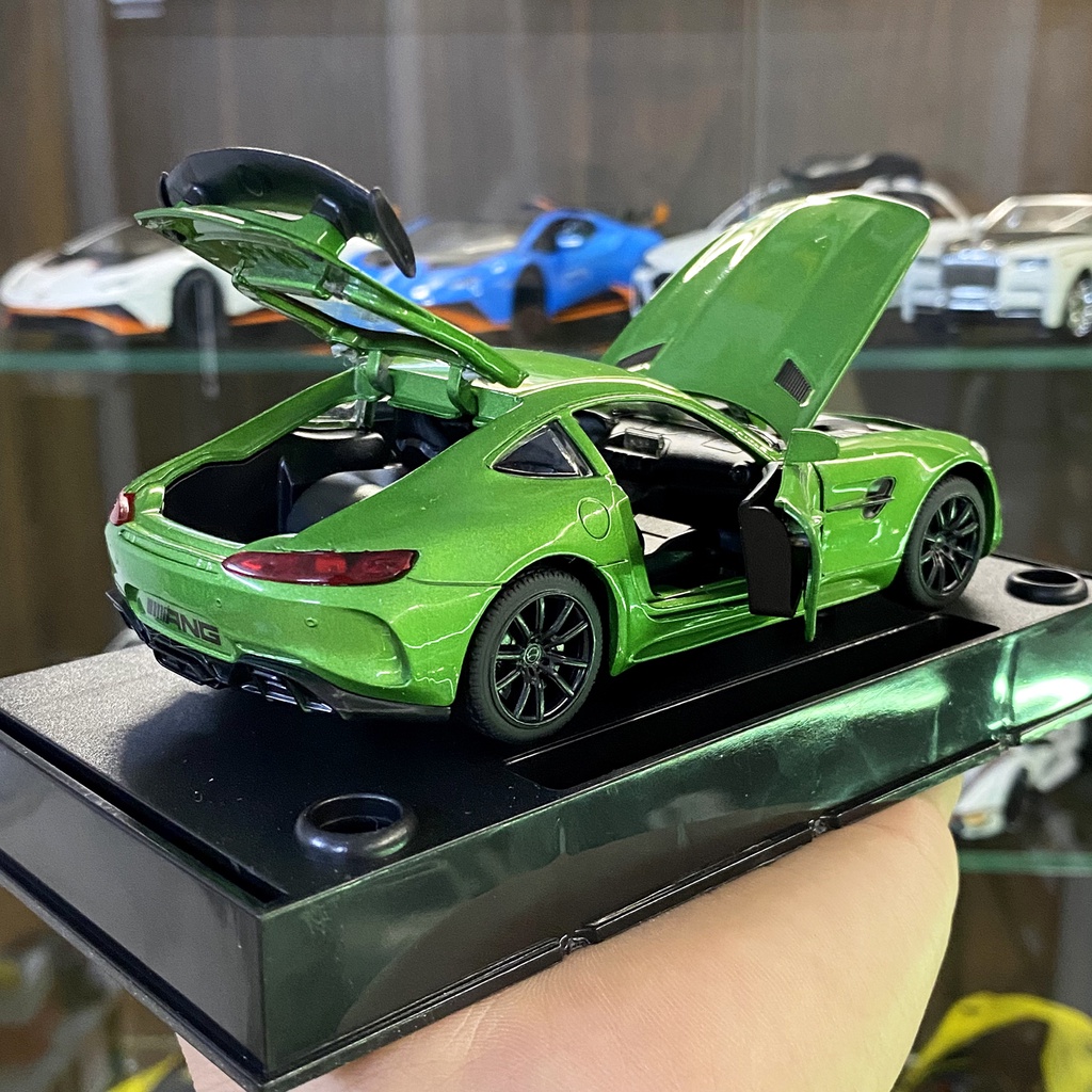Xe mô hình kim loại giá rẻ Mercedes AMG GT tỉ lệ 1:32 hãng TY 2 màu