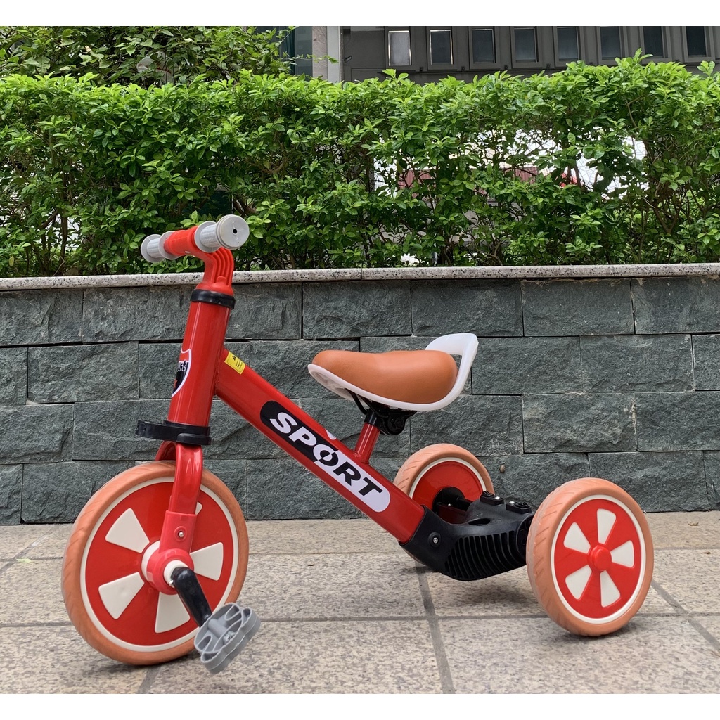Xe chòi chân cho bé 1 2 3 tuổi tập đi 3 bánh thăng bằng có bàn đạp Sport