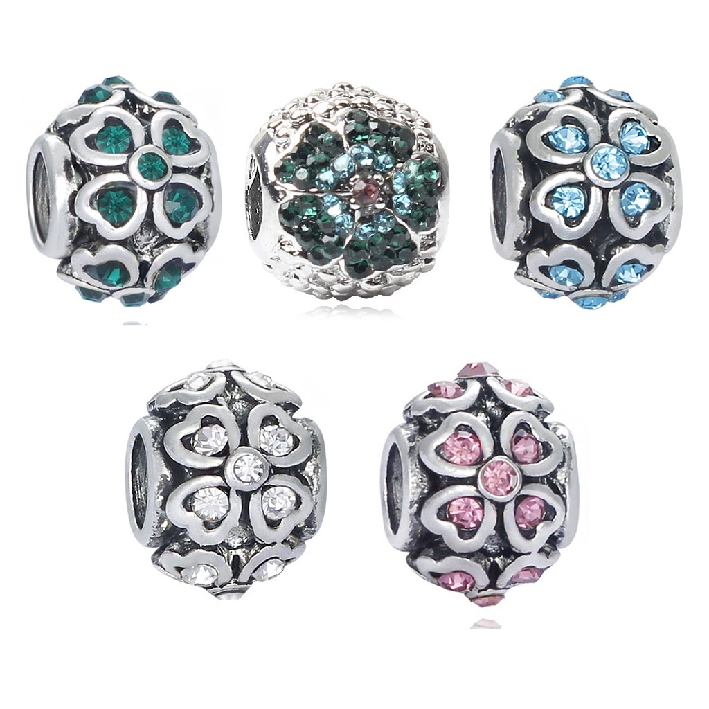 Charm xỏ cỏ 4 lá tròn nhiều màu