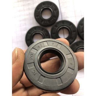 Phớt các loại: 17 40 7; 17 40 10; 20 47 7; 20 47 10; 25 52 10; 30 62 10; 35 72 10; 20 52 10; 25 62 10