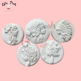 Tô tượng thạch cao cô gái hình nổi