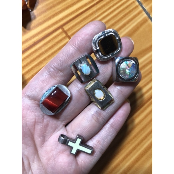 Bộ: Cài khuy tay lẻ, dây chuyền lỗi