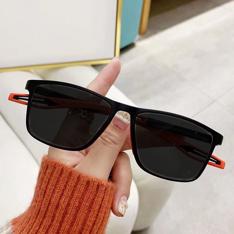 Kính Form vuông 694 Chất liệu hợp kim và nhựa hàn quốc kiểu dáng hot trend