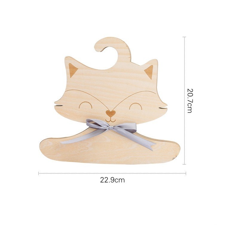 Móc treo quần áo trẻ em bằng gỗ hình mặt cáo