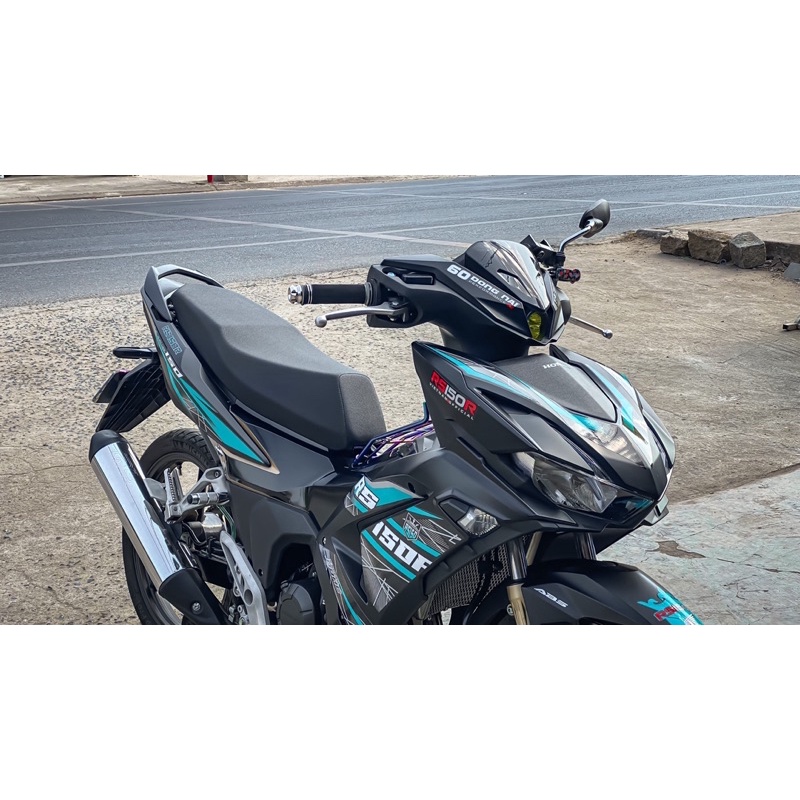 Tem Rời Winner X V3 siêu nét dán cho xe màu đen