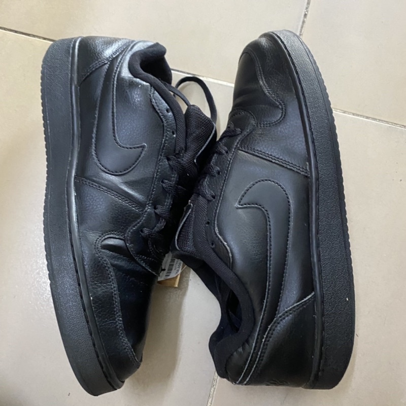 Giày chính hãng đã qua sử dụng