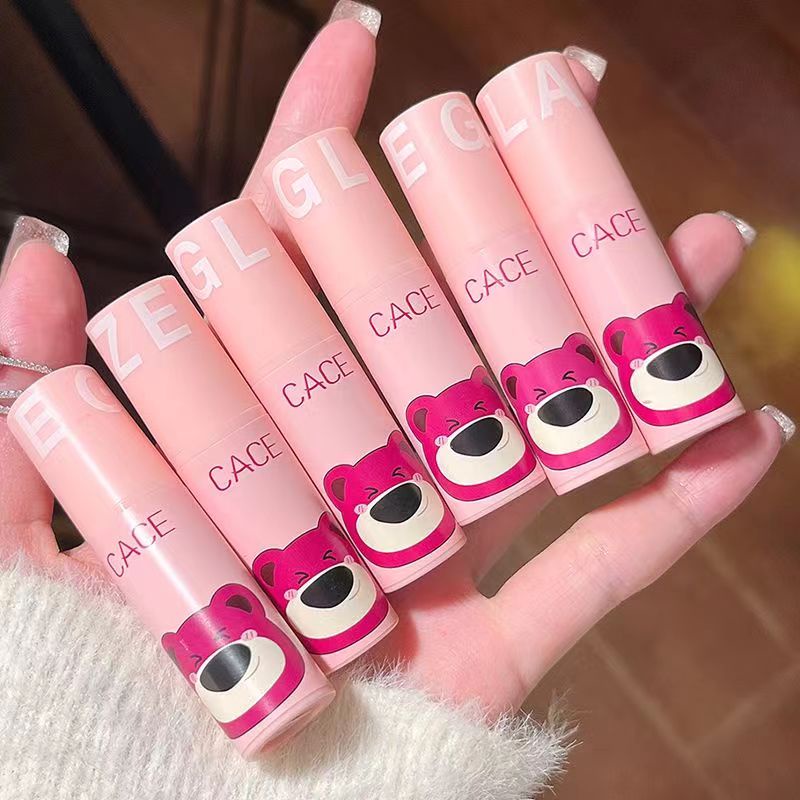 Gấu dâu Strawberry Bear Lip Glazed Môi dễ thương