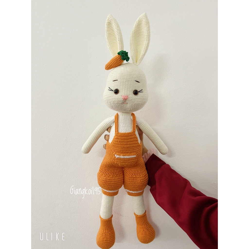 Thỏ len mặc yếm nhồi bông Handmade - cao 67cm