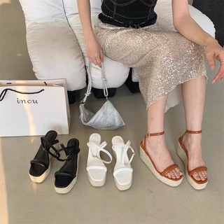 Sandal đế cói xuồng, quai mảnh