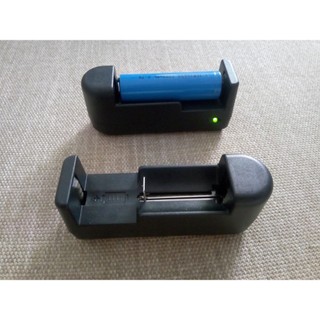 Đế Sạc Pin Tông Đơ Rời
