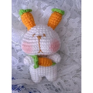 Móc khóa thỏ carot handmade len