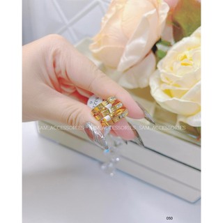 Nhẫn titan hiệu X nửa đá nửa chữ