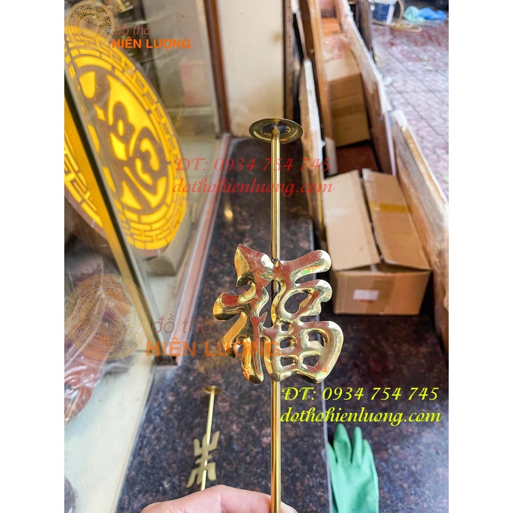 Que cắm hương vòng bằng đồng