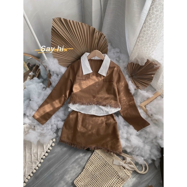 SET ÁO SƠ MI NÂU PHỐI CỔ TRẮNG + CHÂN VÁY