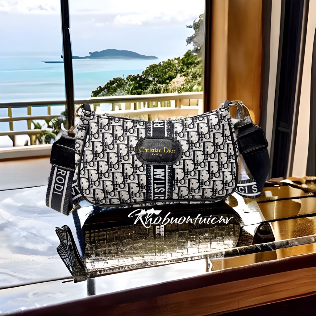 Túi xách nữ đeo chéo kẹp nách trần chữ dây bản to thời trang