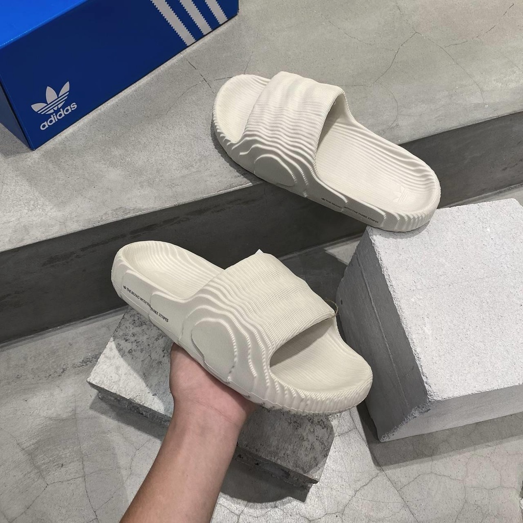 Dép Adidas Adilette 22 Bone sẵn sale chỉ duy nhất size 7 dành cho chân 40 40,5