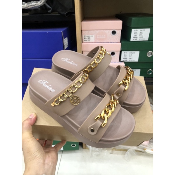 Dép lê xích 5p đi mưa