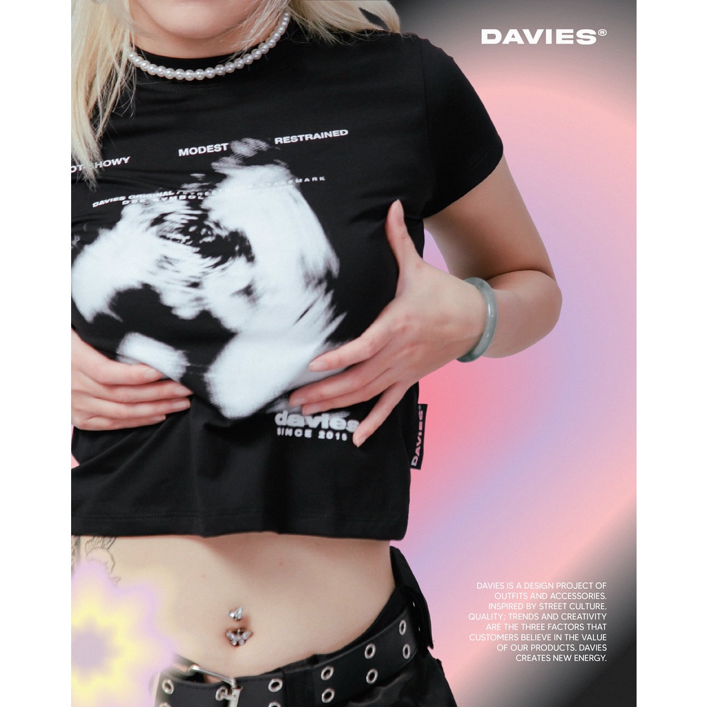 Áo thun baby tee tay ngắn nữ hoạ tiết độc đáo Whirl local brand Davies | D31-T6