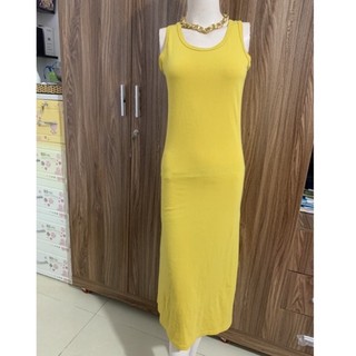 Đầm maxi dài màu vàng,lỗi vải bị xù. thanh lý size S-M