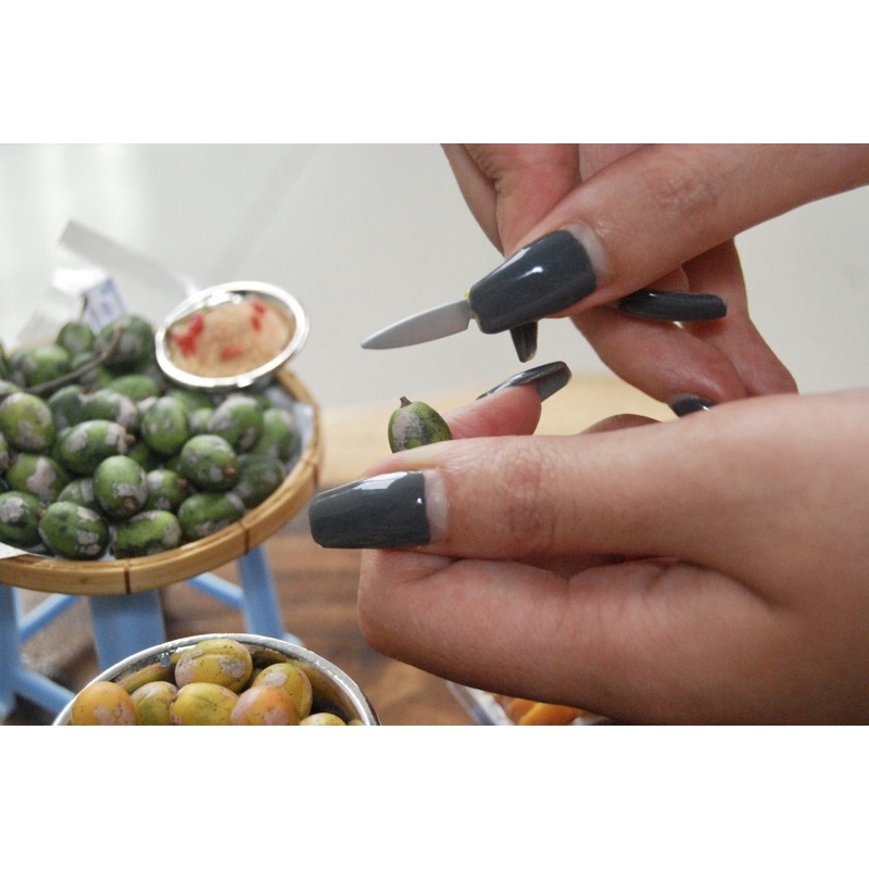 Mô hình cóc sống và cóc chín thu nhỏ bằng đất sét