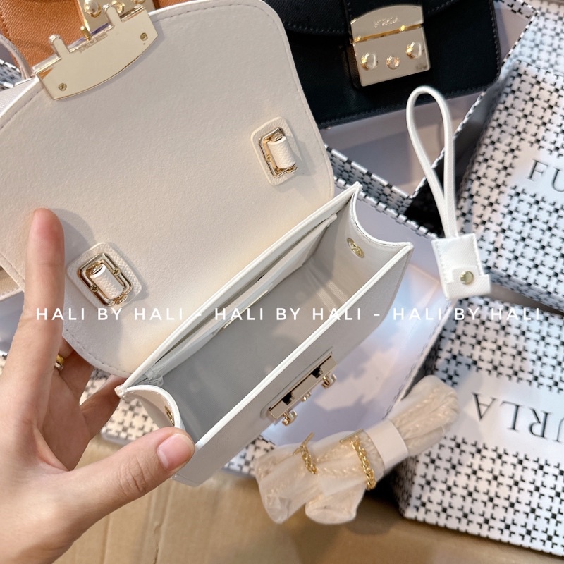 Túi Fur La quai xách kèm dây xích xinh xắn có hộp đựng