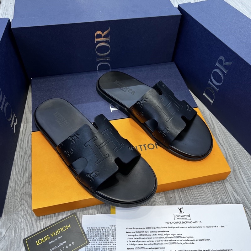 Dép lê nam HM đế cao su quai da mới nhất 2023