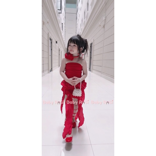 Váy tua rua hoa hồng MPB cho bé kèm chocker hoa