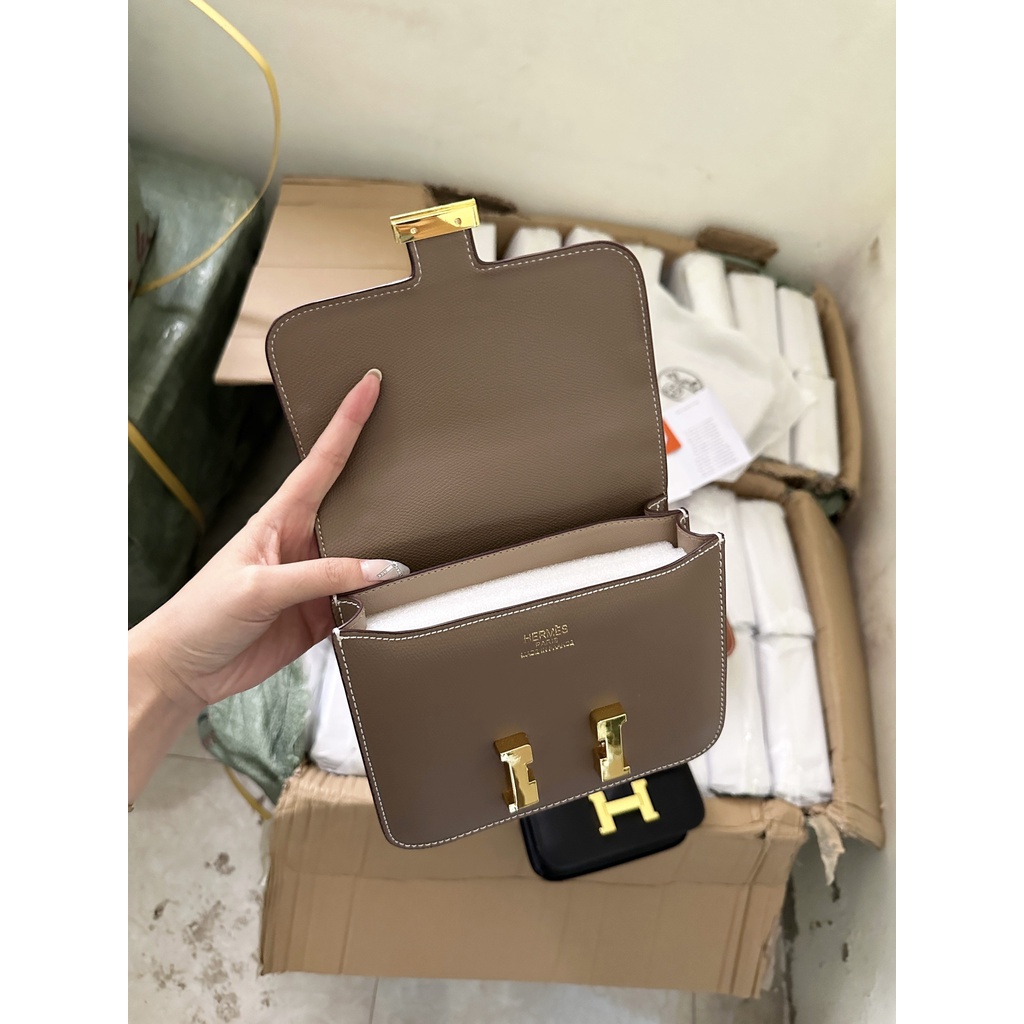 Túi nữ khóa chữ Hơ mét sáng bóng 2 ngăn tiện lợi