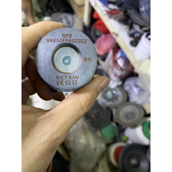 Loa toàn dải kích thước 5cm từ đôi