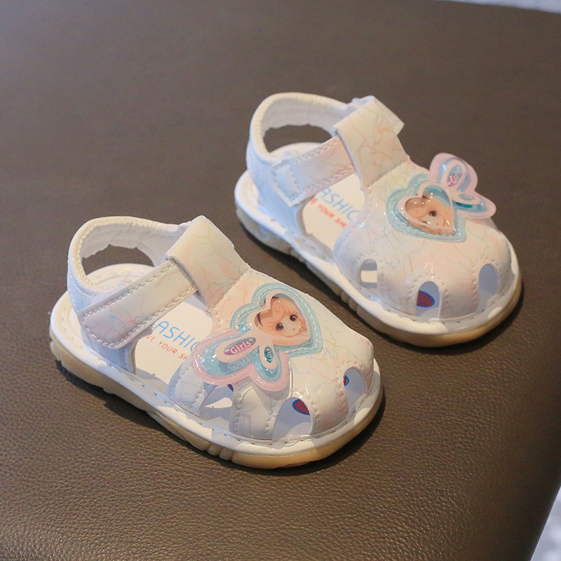 Sandal tập đi cho bé gái 0-2 tuổi chống trơn trượt họa tiết trái tim elsa đáng yêu phong cách thời trang