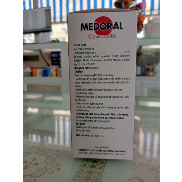 Thuốc súc miệng họng Medoral hỗ trợ trị nhiễm khuẩn họng, loét miệng chai 250ml