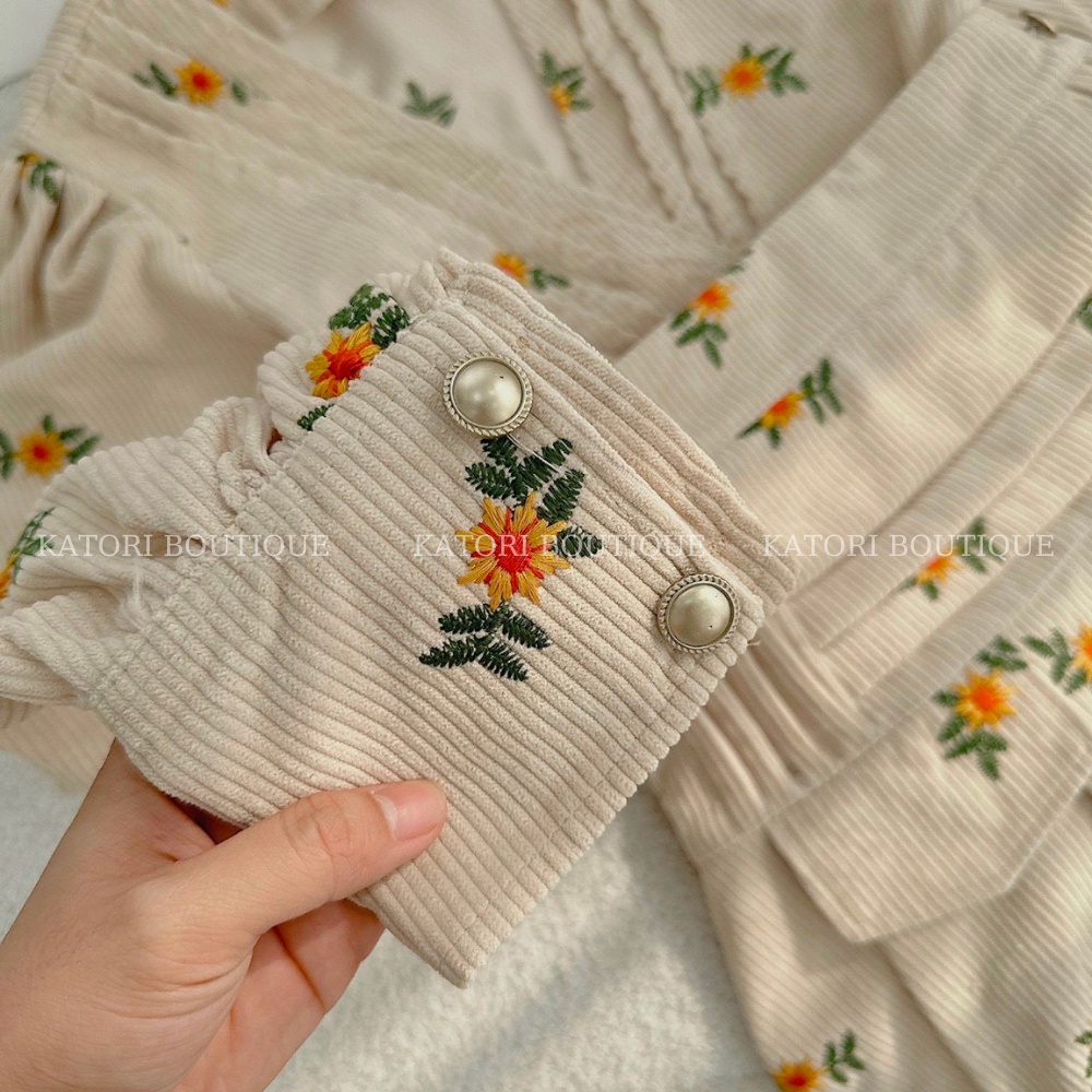 SET ÁO NUDE CỔ V HOẠ TIẾT HOA + CHÂN VÁY