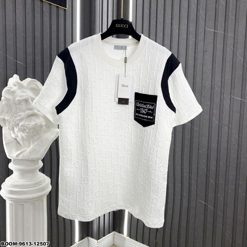 Áo Thun Nam Nữ Cbristian Dior 1947 Vải Xốp Vân Cao Cấp Logo Thêu Phong Cách Sang Trọng Dễ Phối Đồ